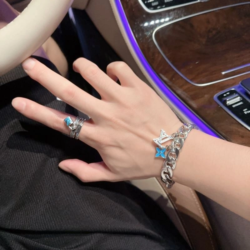 Louis Vuitton Bracelets NewStyle 251132