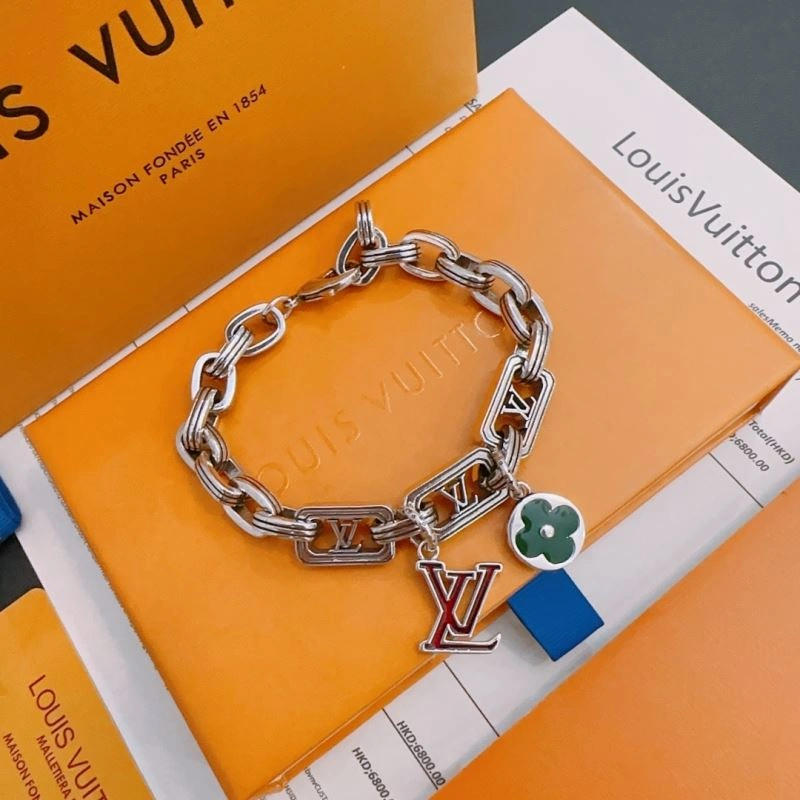 MultiPurpose Louis Vuitton Bracelets 251140
