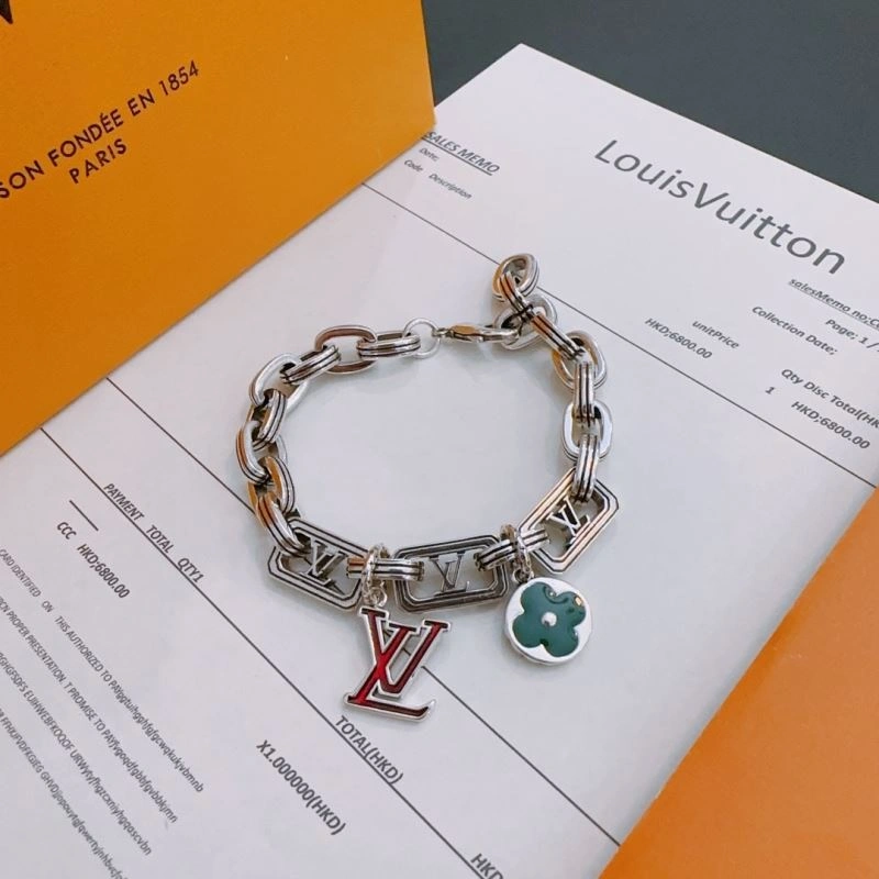 MultiPurpose Louis Vuitton Bracelets 251140