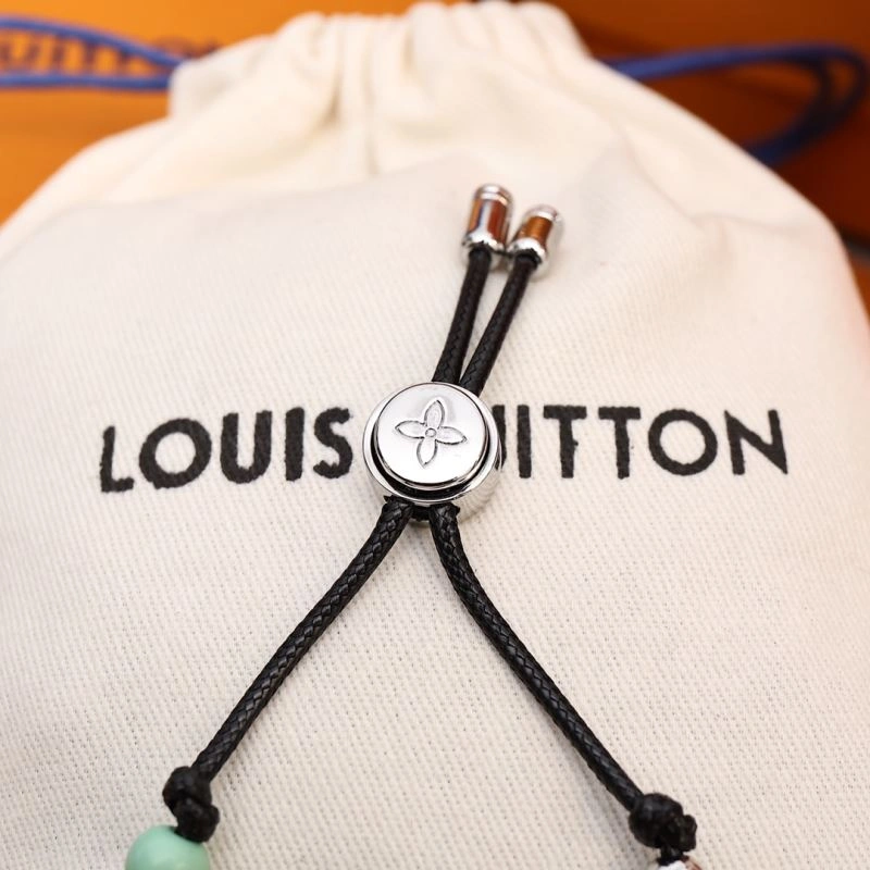 Packable Louis Vuitton Bracelets 251110