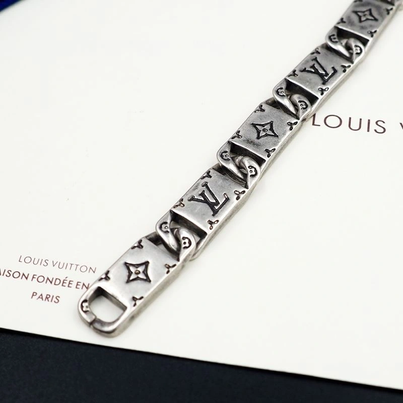 Youthful Louis Vuitton Bracelets 251117
