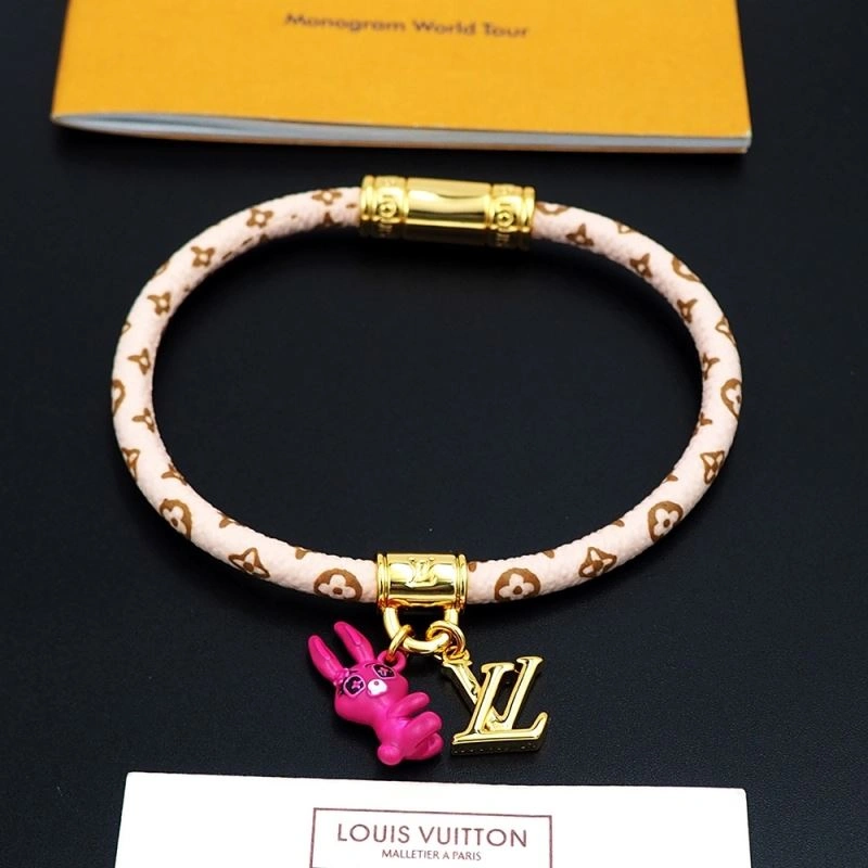 Louis Vuitton Bracelets TimelessDesign 251111