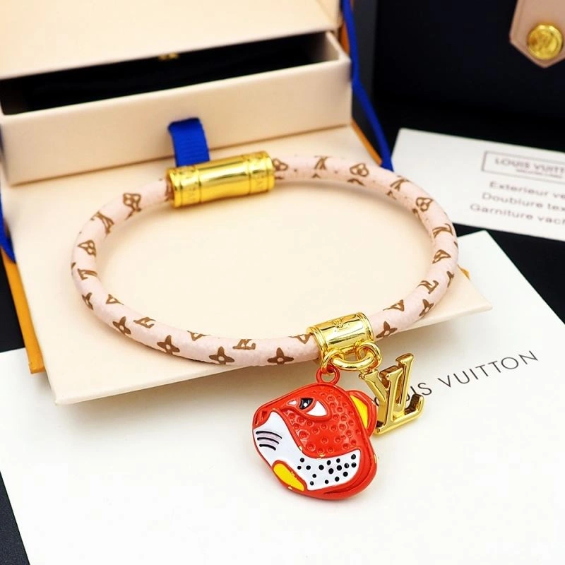 Louis Vuitton Bracelets Tailored 251109