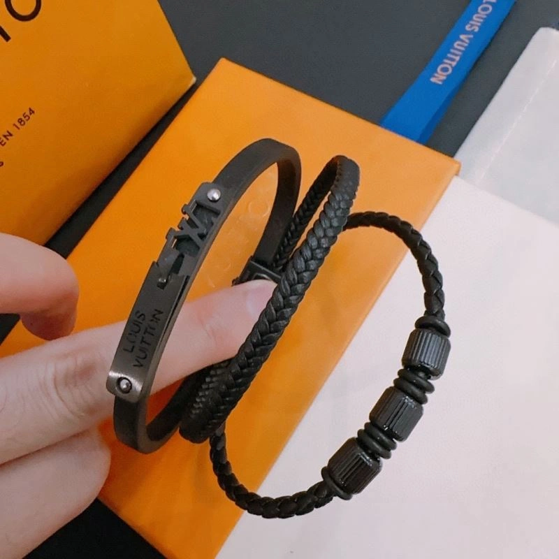 Louis Vuitton Bracelets SmartChoice 251106
