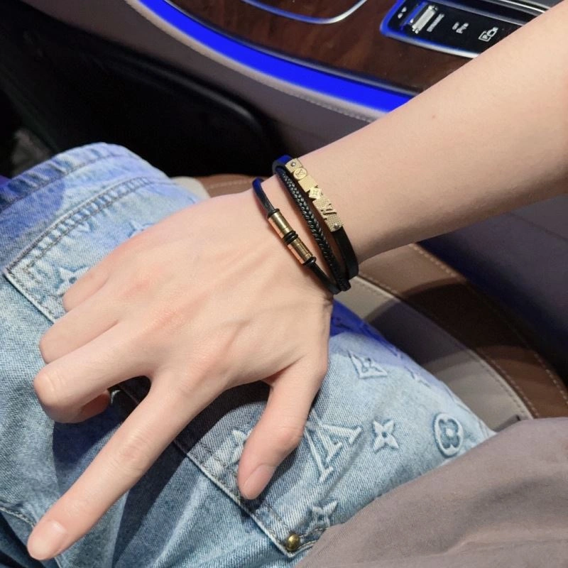 Louis Vuitton Bracelets Upgraded 251105