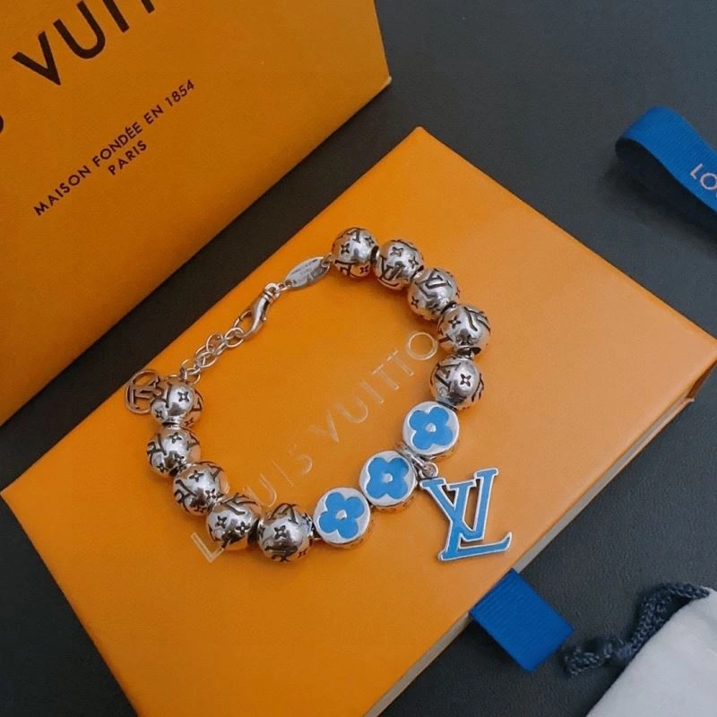 Louis Vuitton Bracelets Supportive 250978
