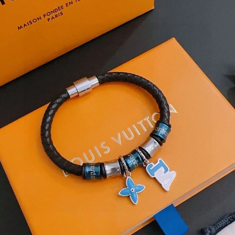 Louis Vuitton Bracelets SmoothTexture 250985