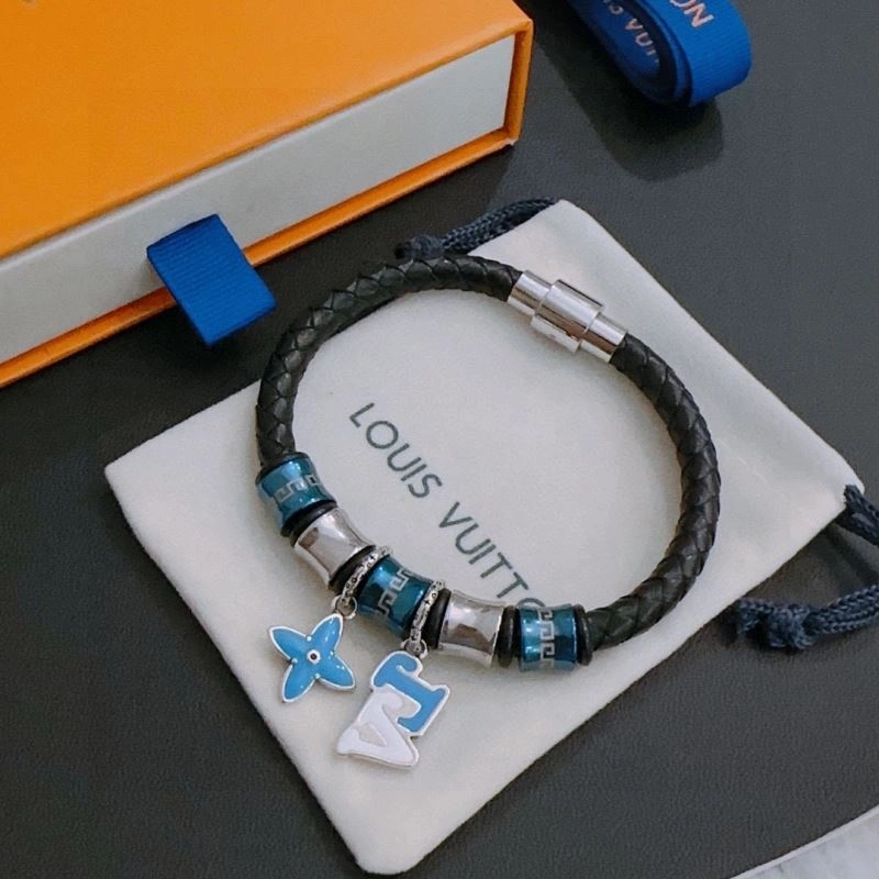 Louis Vuitton Bracelets SmoothTexture 250985