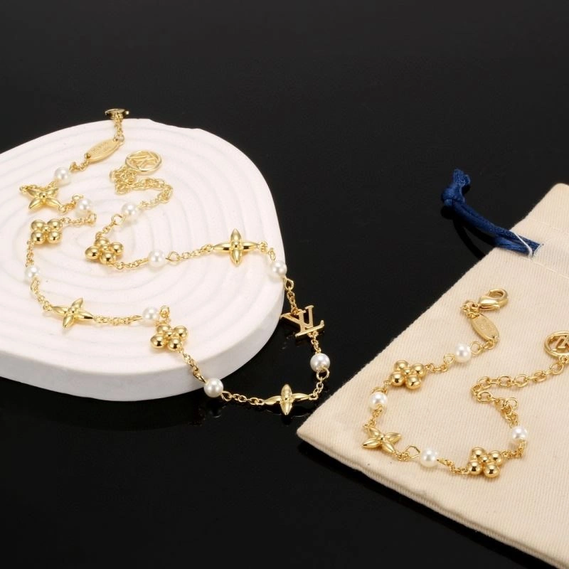 Louis Vuitton Bracelets SportInspired 250975