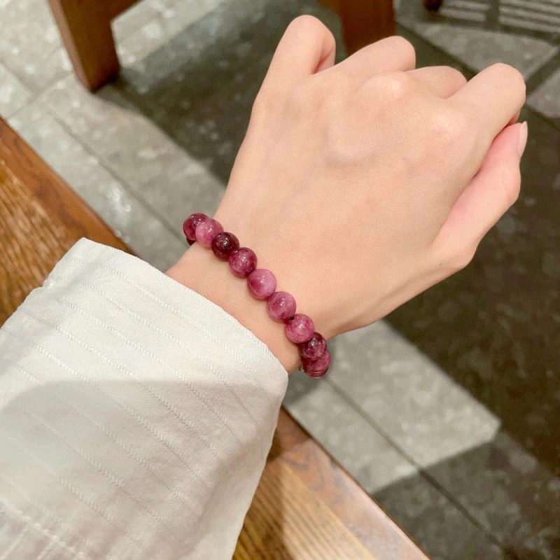 Louis Vuitton Bracelets Comfortable 250976