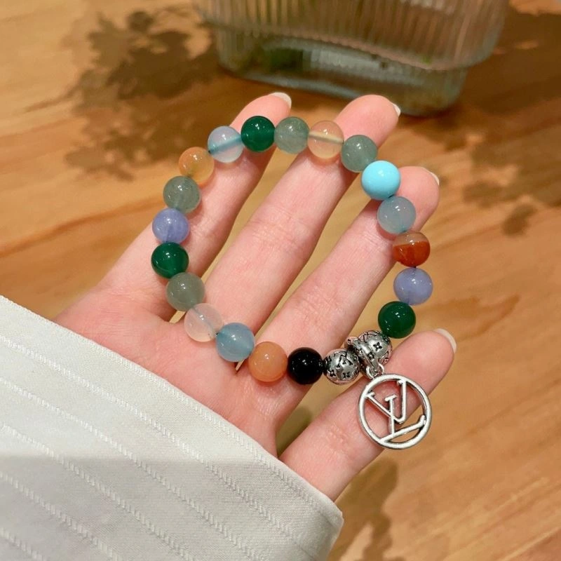 Louis Vuitton Bracelets Neat 250972