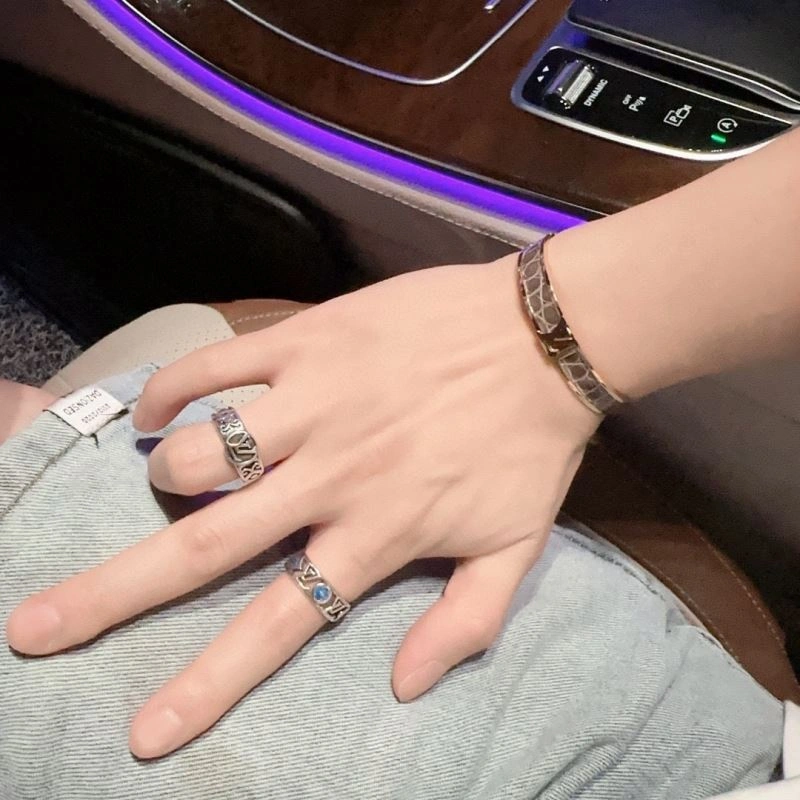 Louis Vuitton Bracelets Lightweight 250965