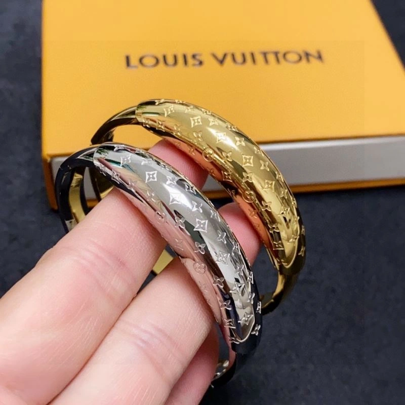 Louis Vuitton Bracelets SmartChoice 250954