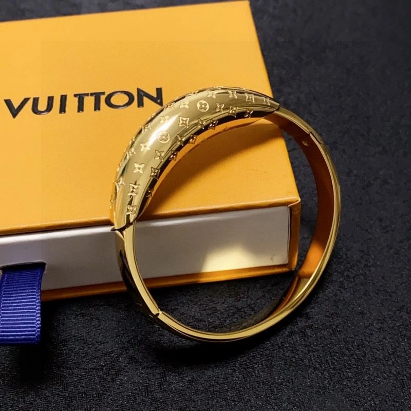Louis Vuitton Bracelets SmartChoice 250954