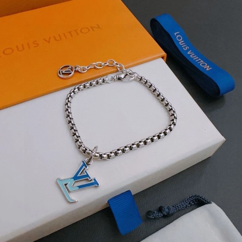 Casual Louis Vuitton Bracelets 250967