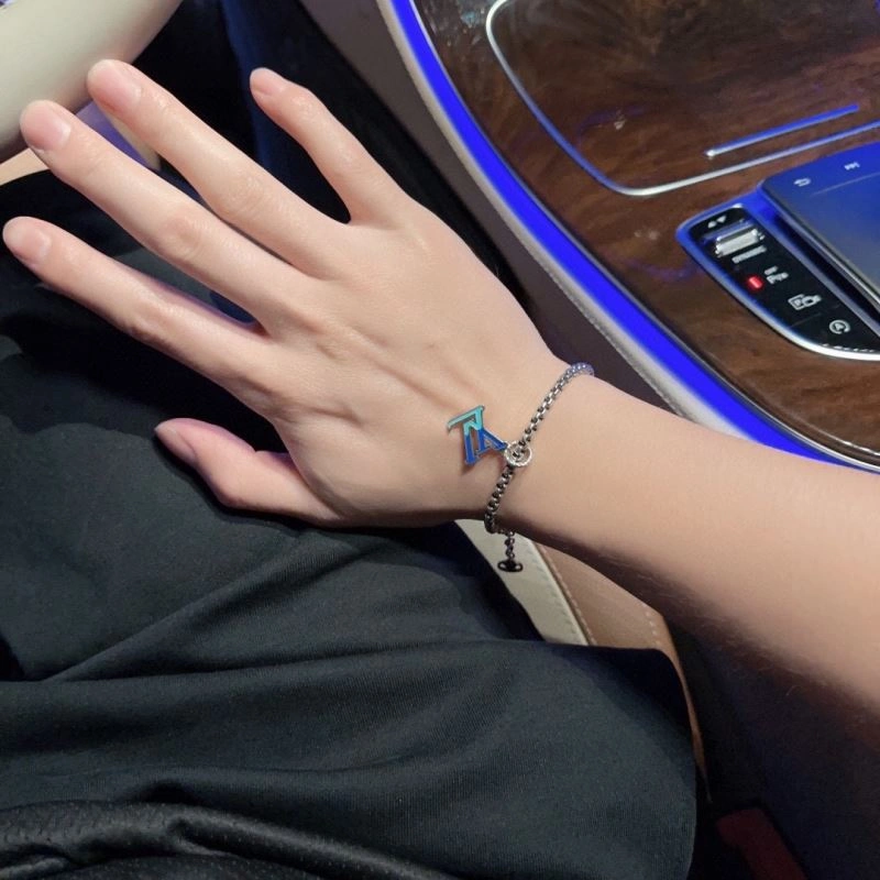Casual Louis Vuitton Bracelets 250967