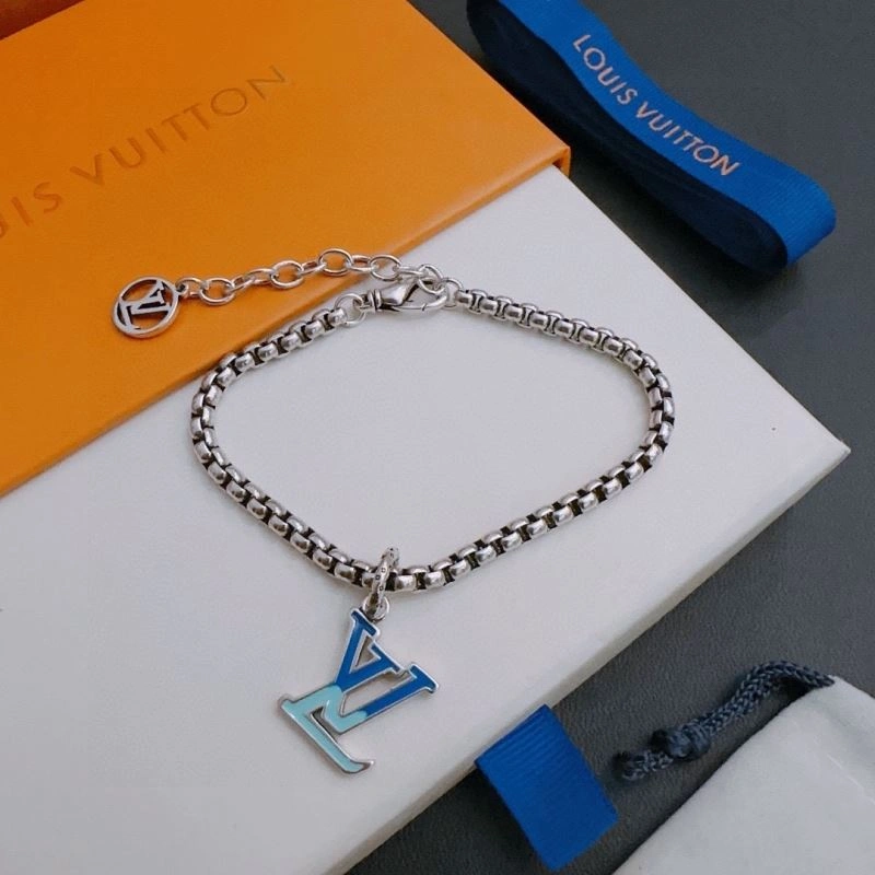 Casual Louis Vuitton Bracelets 250967