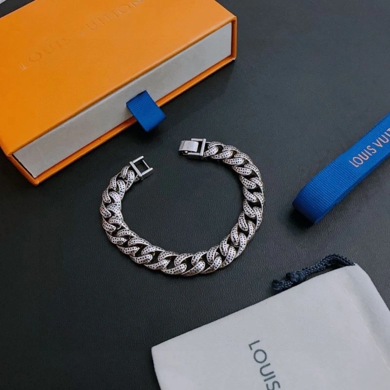 GoAnywhere Louis Vuitton Bracelets 250968