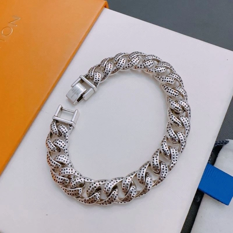 GoAnywhere Louis Vuitton Bracelets 250968