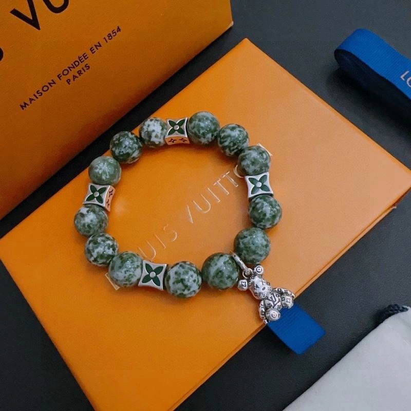 Chic Louis Vuitton Bracelets 250958
