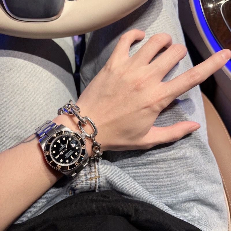 Louis Vuitton Bracelets SmartChoice 250970