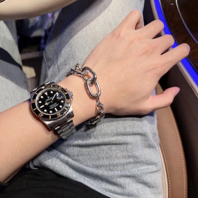 Louis Vuitton Bracelets SmartChoice 250970