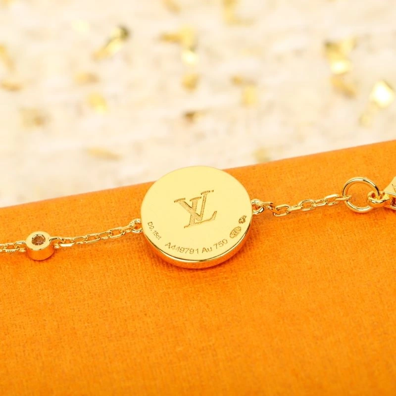 Affordable Louis Vuitton Bracelets 250949