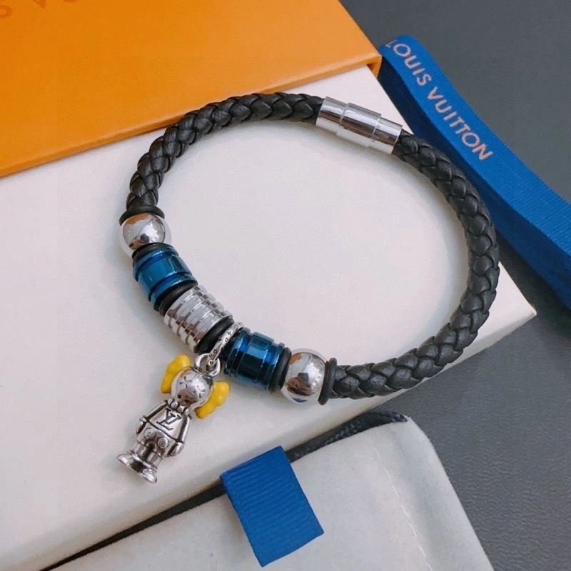 Louis Vuitton Bracelets Popular 250869