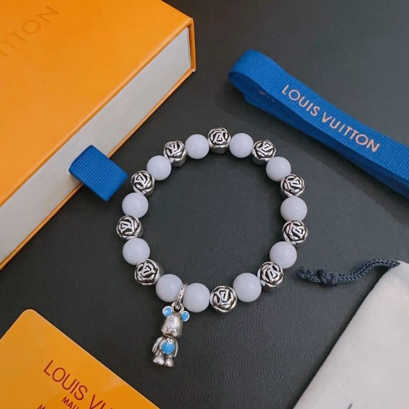 Louis Vuitton Bracelets Elegant 250820