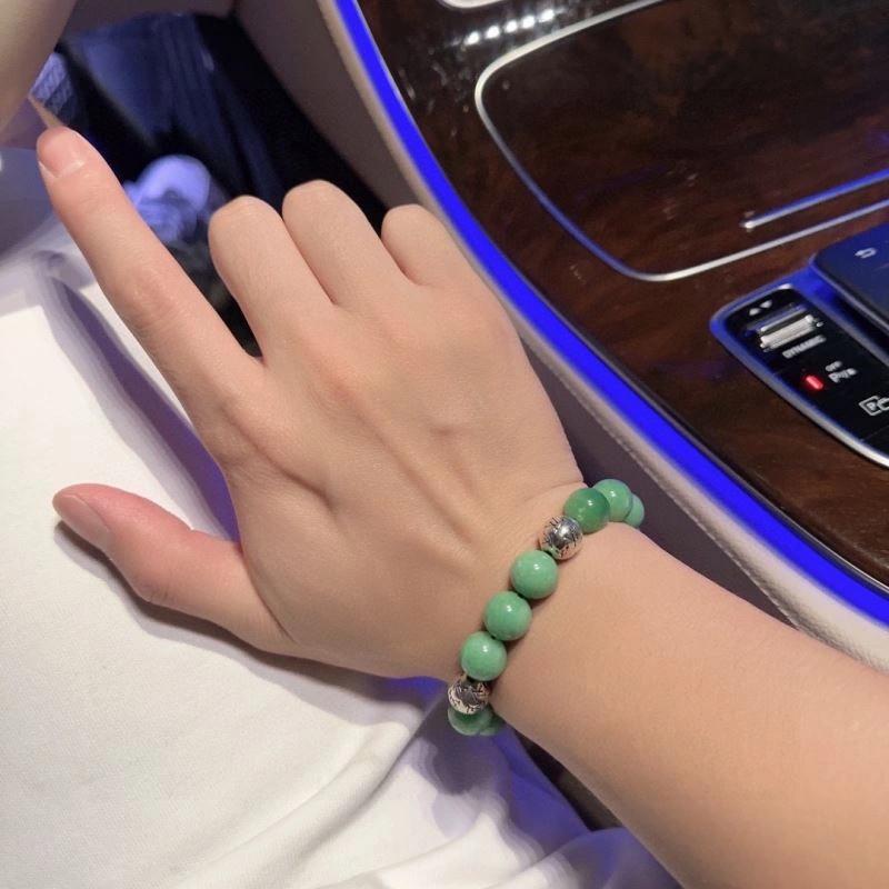 Comfortable Louis Vuitton Bracelets 250847