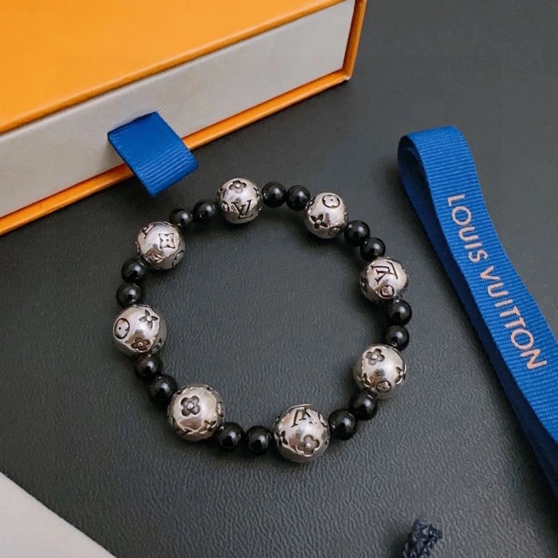 FastDry Louis Vuitton Bracelets 250841