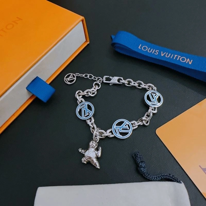 Louis Vuitton Bracelets Neat 250833