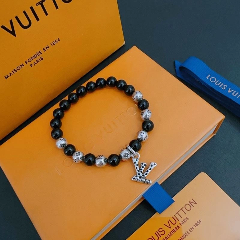 Louis Vuitton Bracelets TopPick 250831