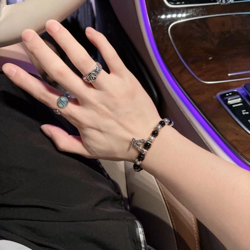 Louis Vuitton Bracelets TopPick 250831