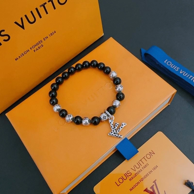 Louis Vuitton Bracelets TopPick 250831