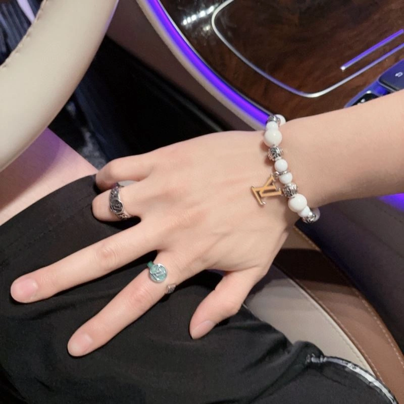 Louis Vuitton Bracelets Colorful 250823