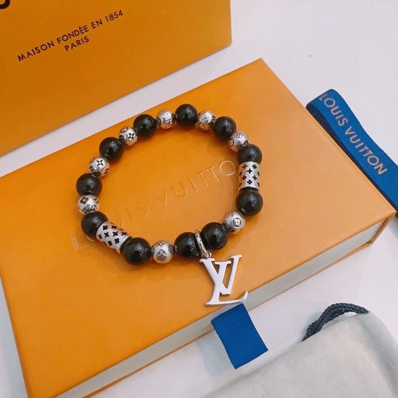 Casual Louis Vuitton Bracelets 250846