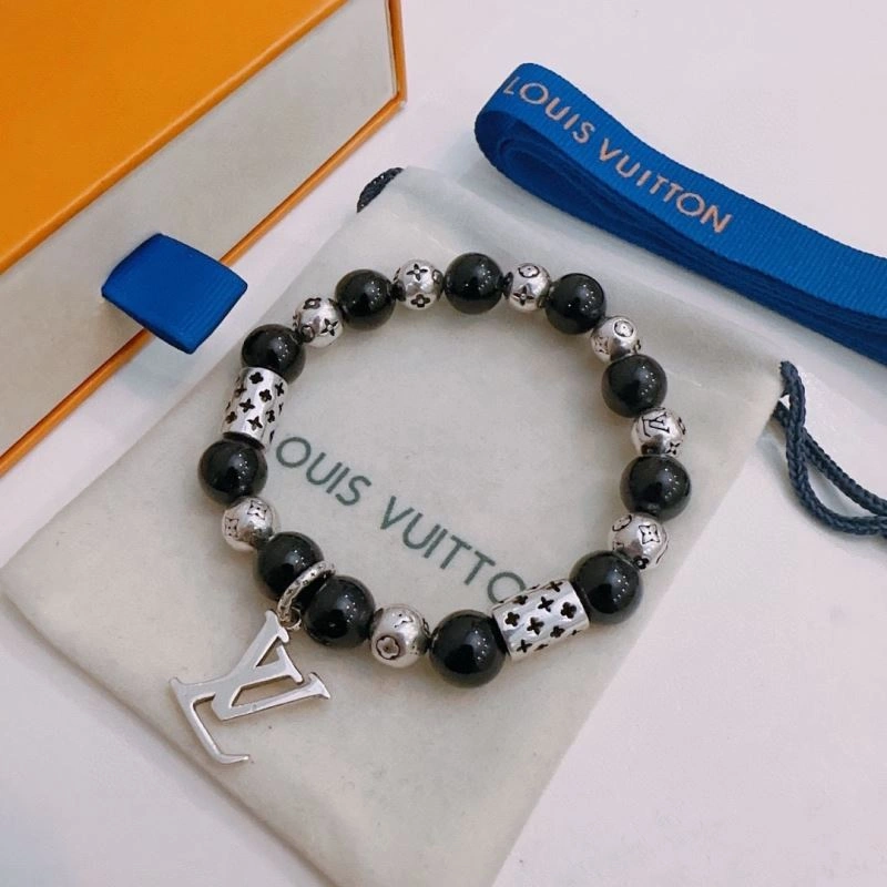 Casual Louis Vuitton Bracelets 250846