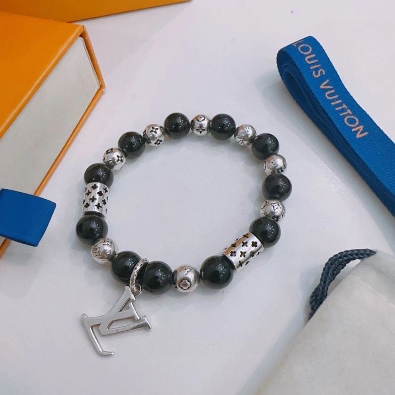 Casual Louis Vuitton Bracelets 250846