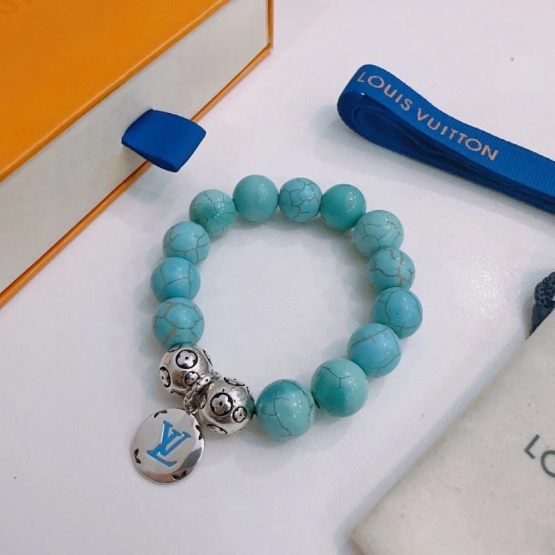 Louis Vuitton Bracelets AllSeason 250842