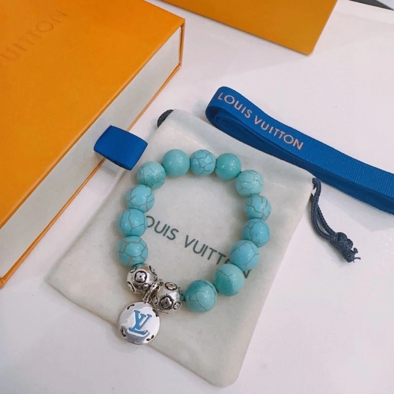 Louis Vuitton Bracelets AllSeason 250842