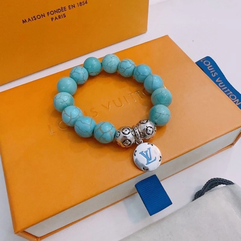 Louis Vuitton Bracelets AllSeason 250842