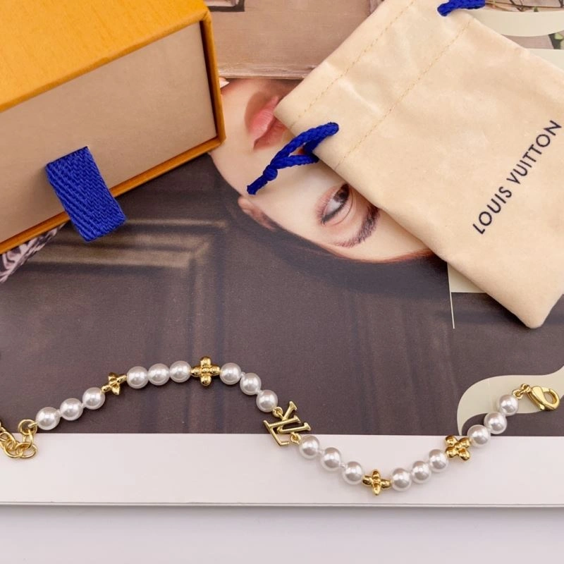 Louis Vuitton Bracelets OdorResistant 250850