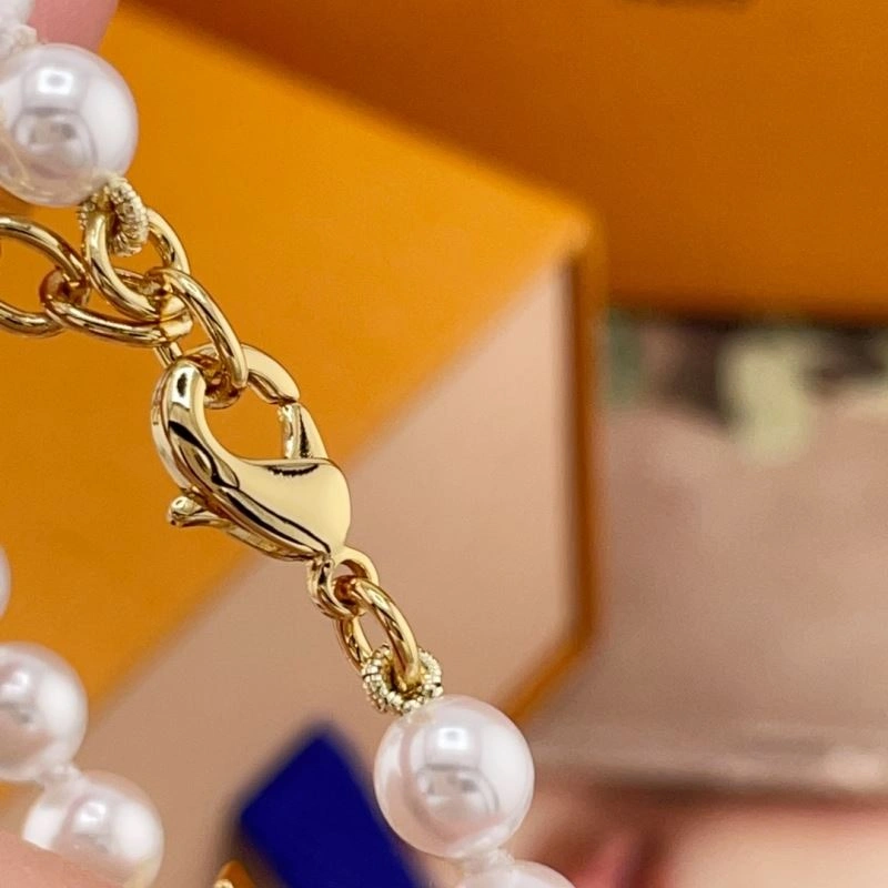 Louis Vuitton Bracelets OdorResistant 250850