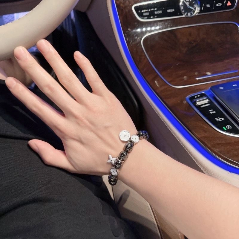 GoodFit Louis Vuitton Bracelets 250819