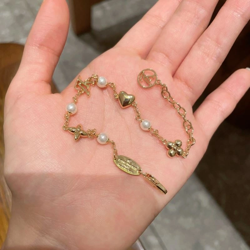 Louis Vuitton Bracelets GoodFit 250818
