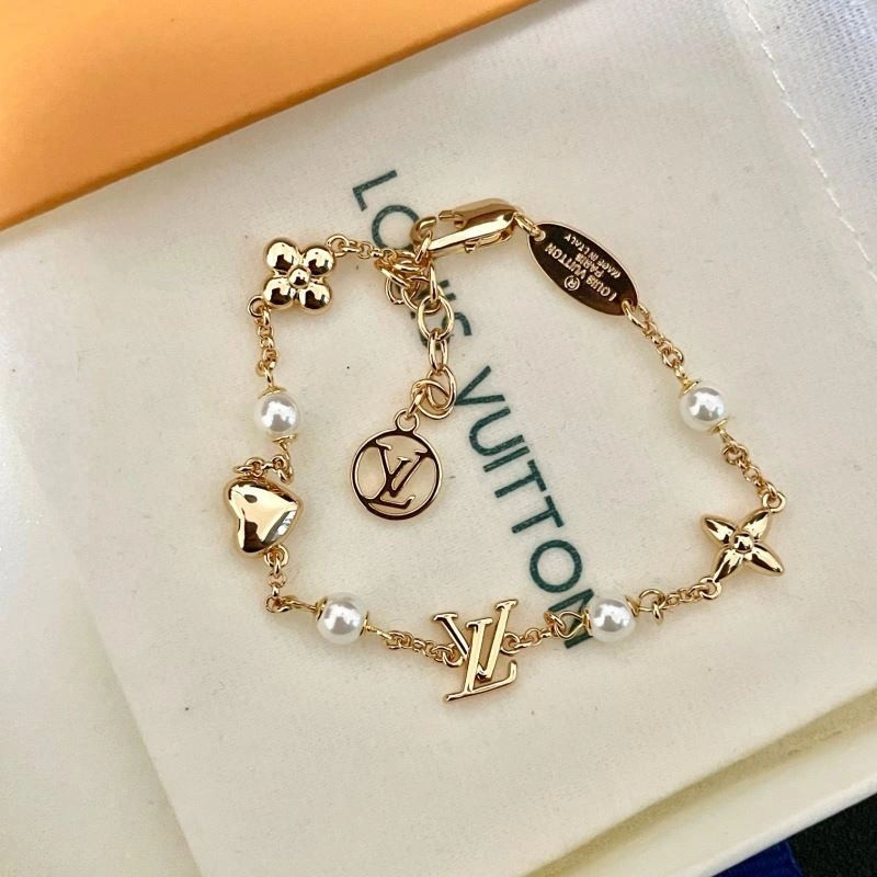 Louis Vuitton Bracelets GoodFit 250818