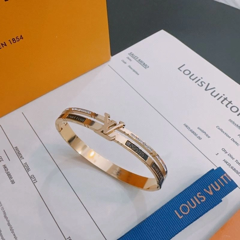 SunProtective Louis Vuitton Bracelets 250816