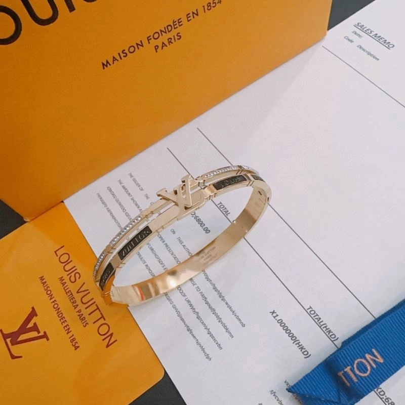 SunProtective Louis Vuitton Bracelets 250816