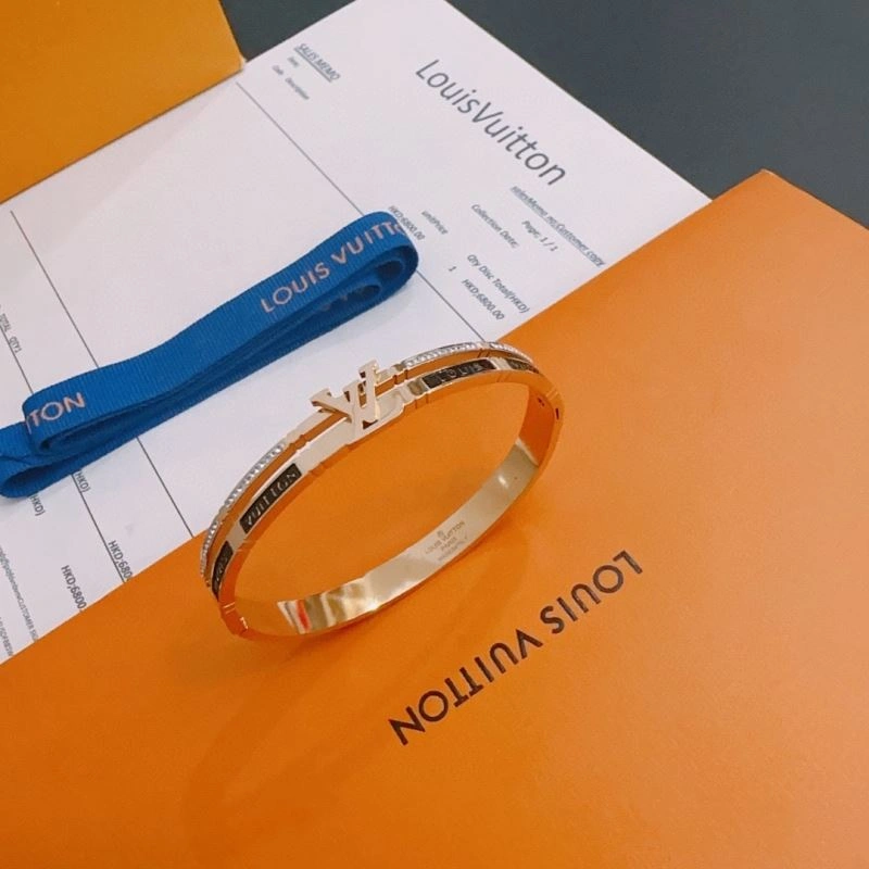 SunProtective Louis Vuitton Bracelets 250816